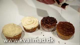 Strawberry cheesecake Cupcakes jordbærfyld og osteglasur [upl. by Buddy]