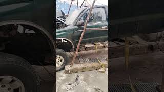 cambio de chasis de toyota tacoma año 99 parte 3 [upl. by Nitsrik]