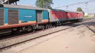 15667Kamakhya Gandhidham Express gandhidham 15667trainvlogsr [upl. by Ithaman]