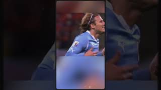 Diego Forlan đã thuần phục trái bóng World Cup như thế nào [upl. by Kee]