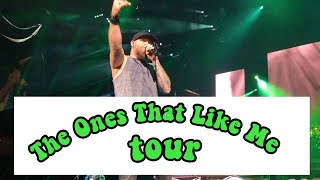 Brantley Gilbert Concert FROM THE PIT  The Ones That Like Me Tour 2018 concert vlog [upl. by Lunt839]