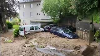 Heftiger Erdrutsch in Lindau am Bodensee durch starkes Hochwasser [upl. by Annayrb]