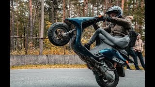 HOODGANG SICK SCOOTER WHEELIE SKILLS Represent [upl. by Nellac]