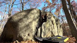 Yosemite Crack V0  Yosemite Area Lincoln Woods State Park RI [upl. by Ykcim350]