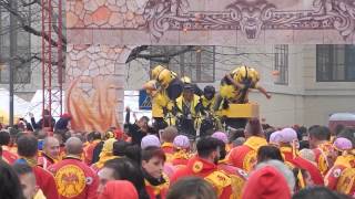 Battaglia arance in piazza Rondolino  domenica 15 febbraio  Carnevale Ivrea 2015 [upl. by Dranoc]