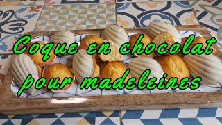 Comment faire une Coque en chocolat blanc pour madeleines to make a white chocolate for madeleines [upl. by Bland]