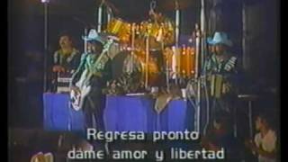 Los Tigres Del Norte  El Bilingüe live [upl. by Htepsle869]