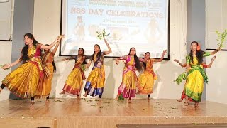 bonalu song dance performance  dance bsyentertainer bonalusongdance danceperformance [upl. by Cort]