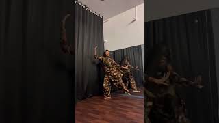 Kanian  geetazaildar oldpunjabi dance bhangra suit dancewithme lkd ytshorts reels love [upl. by Aihsek]