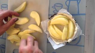 Faire des tartelettes aux pommes  Tarte aux pommes miniature [upl. by Aja61]