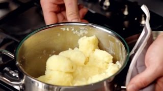 Aardappelpuree maken  Allerhande [upl. by Leunad]