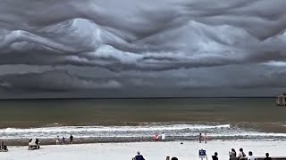 📸 Fenómeno de nubes Undulatus Asperatus  Destin Florida 21062021 [upl. by Ahsitauq]