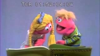 Sesame Street  Anything Muppet Book Fight [upl. by Sari]