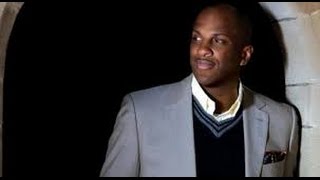 quotWait On The Lordquot DONNIE MCCLURKIN LYRICS [upl. by Adley]