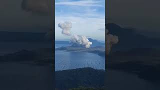 Taal Volcano sumabog [upl. by Eidualc21]