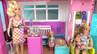 Barbie and Ken at Barbie Dream House Packing for Vacation and Barbie Sister Chelsea Night Trouble [upl. by Akiraa]