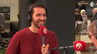 Ish Aït Hamou bij De madammen van Radio 2  live vanop de Boekenbeurs [upl. by Etnod]