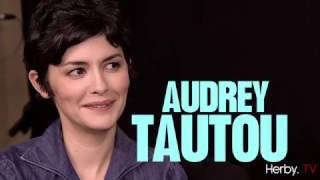 Entrevue avec Audrey Tautou à propos de CasseTête Chinois [upl. by Wellington469]