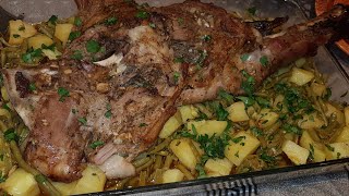 gigot dagneau au four accompagné dharicot verte et pomme de terre [upl. by Ahtelra]