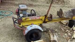 Lickity Splitter log splitter [upl. by Gunas]