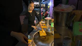 Amazing The Most Popular Roti Lady in Bangkok shorts [upl. by Cantlon567]