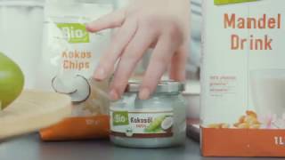 dmBio Rezepttipp Proteinbar mit Mandelmus [upl. by Catlaina]