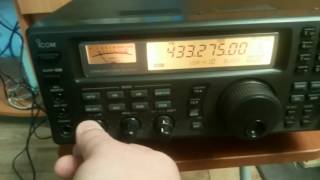 Icom ICR8500 [upl. by Lucho]