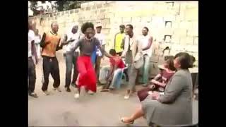 Fiston SaiSai dance pour sa femme zonga na ndako [upl. by Melena]