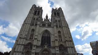 Cathédrale Saints Michel et Gudule de Bruxelles [upl. by Sena]