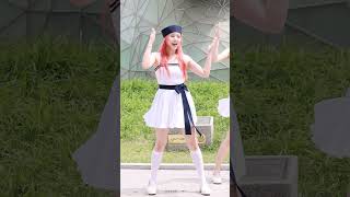 240711 위클리 미니팬미팅 이수진 러시안 룰렛레드벨벳 COVER fancam shorts weeekly 위클리 이수진 LeeSoojin bliss 레드벨벳 [upl. by Lrat]