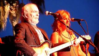 Merle Haggard at Stagecoach 2010 [upl. by Honey394]