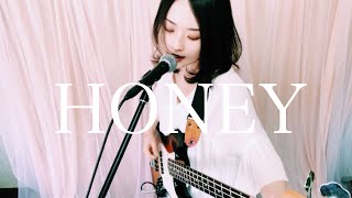 ベースボーカルがLArc〜en〜Cielの「HONEY」を弾いて歌ってみた [upl. by Enenstein]