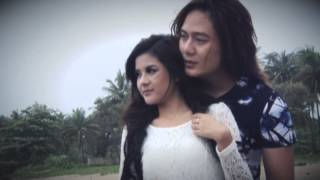 karen new love song 2014 kaung kaung [upl. by Shifrah441]