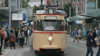 Bremer Straßenbahn Weihnachtsfahrten mit historischen Zügen durch die Altstadt  Bremen 2015 [upl. by Gillman171]