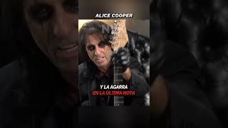 El Mejor Guitarrista según Alice Cooper [upl. by Htrap205]