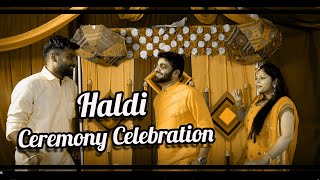 WEDDING FAMILY SONG  MUNDA THODA OFFBEAT HAI  HALDI CELEBRATION DANCE  REAL PICTURE STUDIO [upl. by Notneiuq602]