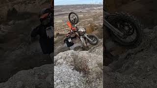 Pierwsze kroki nie są łatwe enduro motocross bikelife dirtbike cc crash gopro racing smart [upl. by Pucida631]