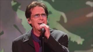 SHAKIN STEVENS  MERRY CHRISTMAS EVERYONE  23 DECEMBER 2017  LIVE  SKY TV [upl. by Lilla744]