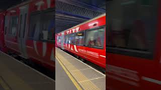 Gatwick express class 387 arriving at Gatwick Airport 8824 [upl. by Sainana]