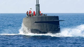 Inside Gigantic US 4 Billions Submarine Patrolling the Oceans [upl. by Arrik]