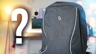 Whats in my Travel Tech Backpack 2017 [upl. by Ikik732]