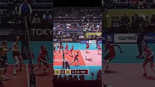 Eda Erdem karşı takımın setini okuyor 🔥  Eda Erdem reads opponents offense volleyball edaerdem [upl. by Phionna]