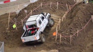 RC Crawler Parcours amp Land Rover Scale [upl. by Lednew]