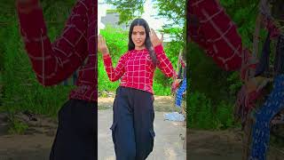 Lova lova song 🥰🥰😘🥰💖 🥰viralshorts kumkumjha🥰💖💖 bollywood [upl. by Viki]