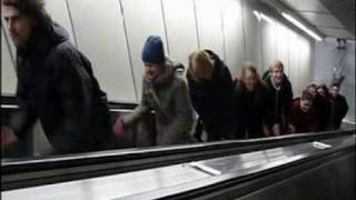 Flashmob am Westbahnhof in Wien [upl. by Sillad]