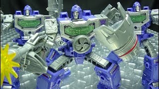 Siege Deluxe REFRAKTOR EmGos Transformers Reviews N Stuff [upl. by Lemra]