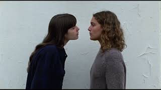 Attenberg  Trailer Ufficiale [upl. by Studnia]