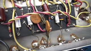 Vintage Fender Vibrochamp tube guitar amp strange chirp in audio JJ tube generating a birdie [upl. by Barnard]