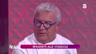 Spaghetti alle vongole di Igles Corelli  The Real Italia [upl. by Mesics]