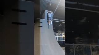 Turnere prøver THE MEGA WALL fra ninja warrior😳😳 [upl. by Aenotna]